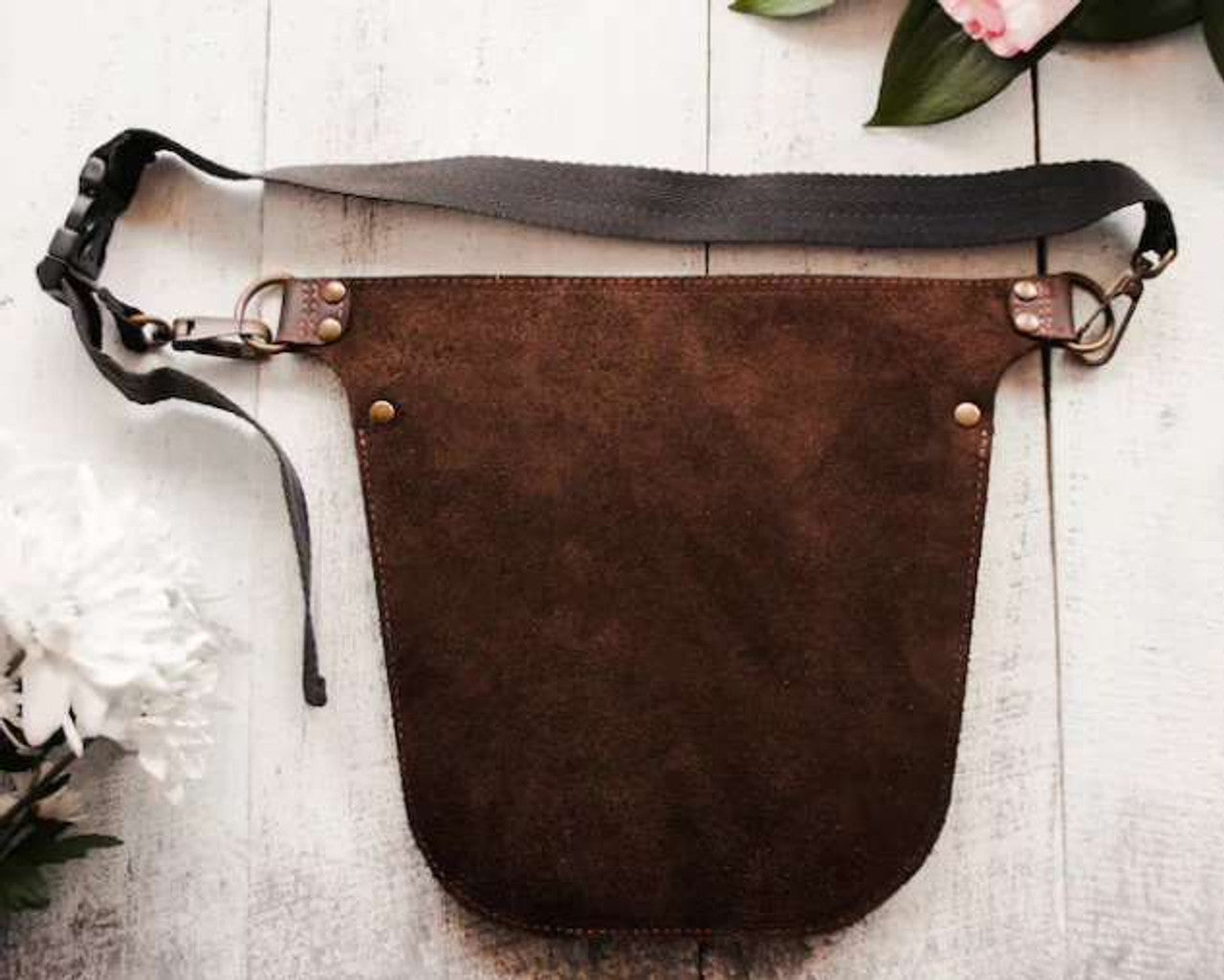 tool belt, hairstylist tool belt, brown tool belt, brown hairstylist, leather florist tool belt