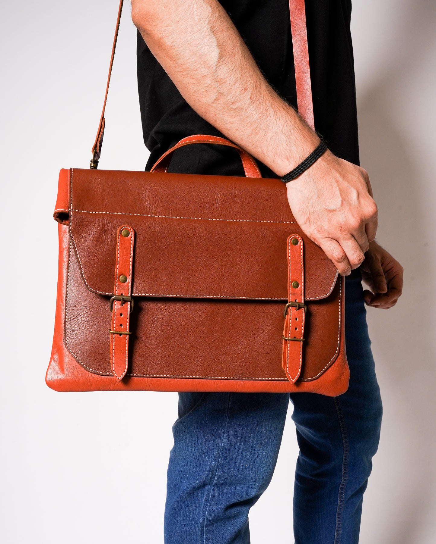 leather bag, briefcase, bag, stylish bag, messenger bag, outdoor bag, leather briefcase