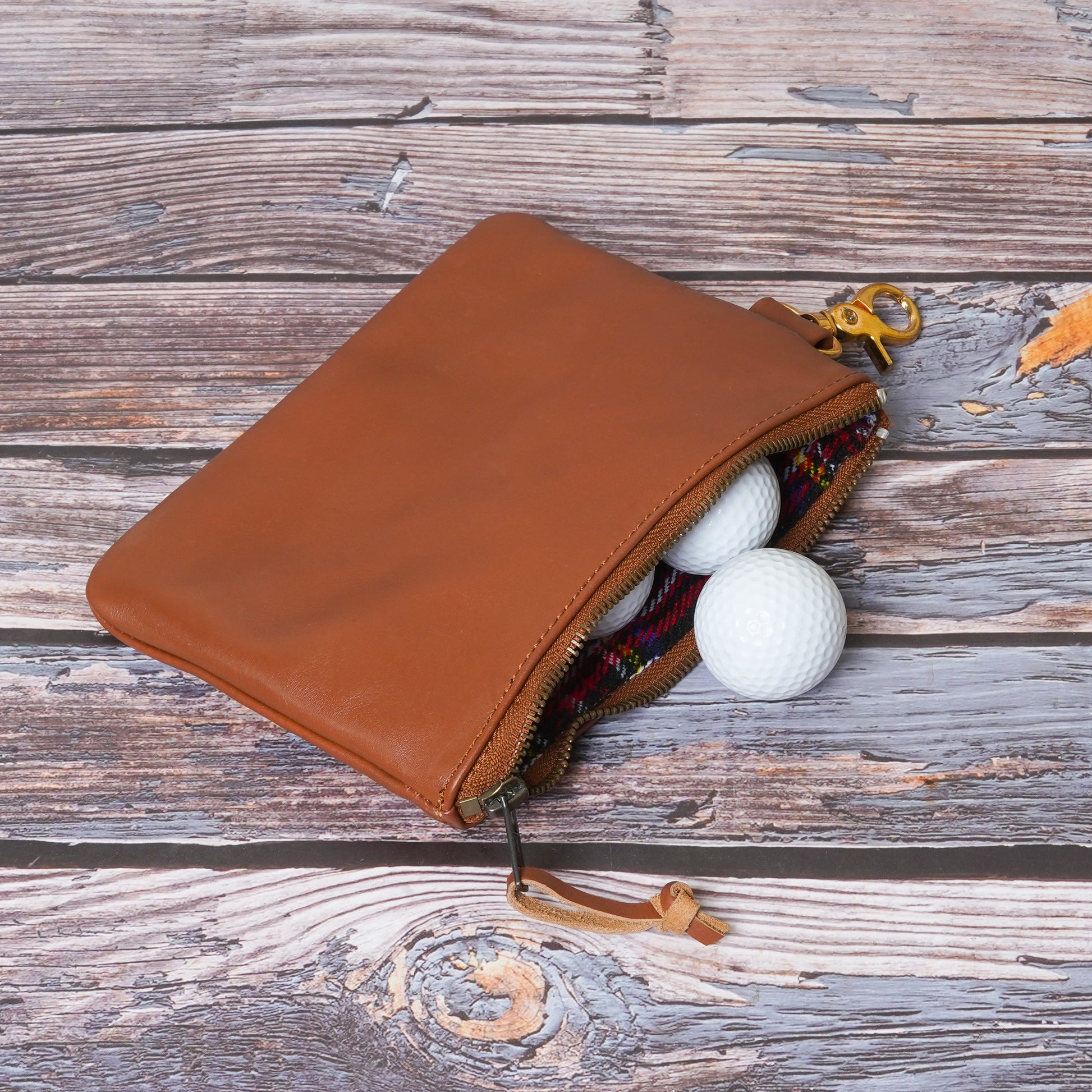 leather bag, leather golf bag, storage bag, golf ball bag, golf accessory bag, authantic golf bag, golf ball holder, leather golf ball pouch